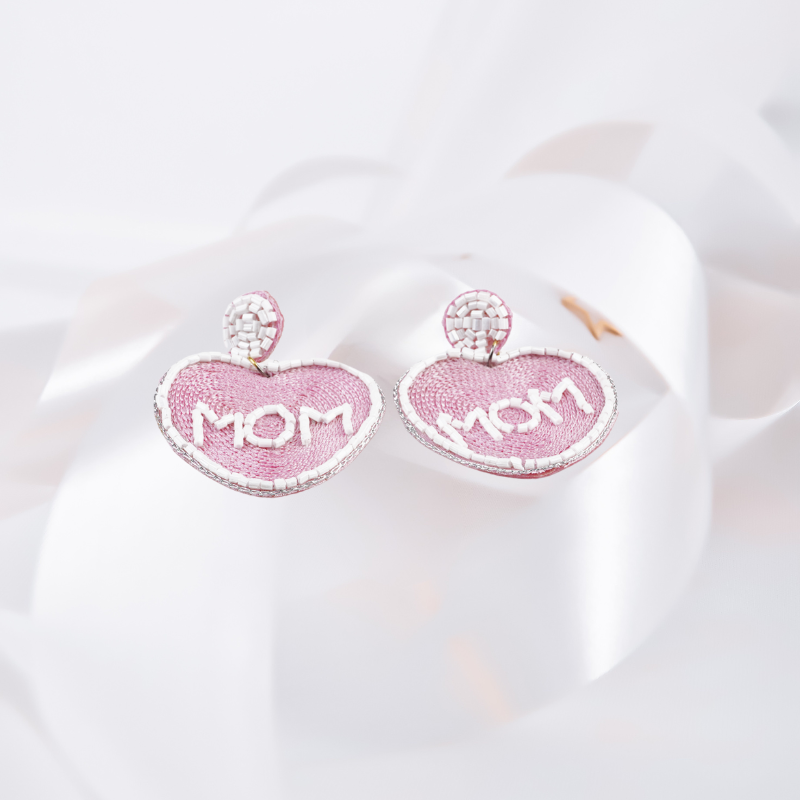 Candy Heart “MOM” Drops – Pink/White