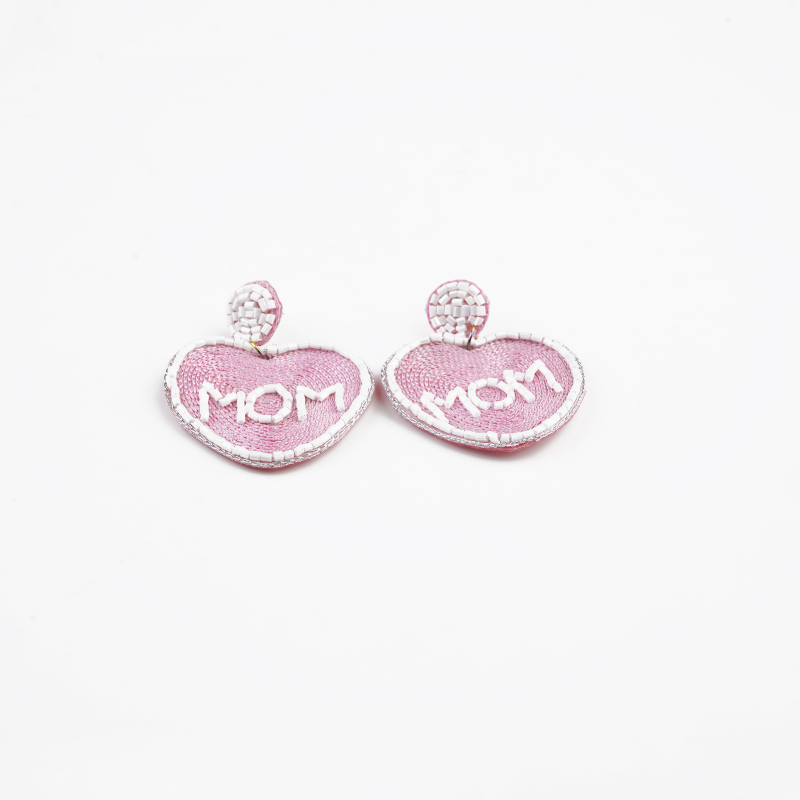 Candy Heart “MOM” Drops – Pink/White