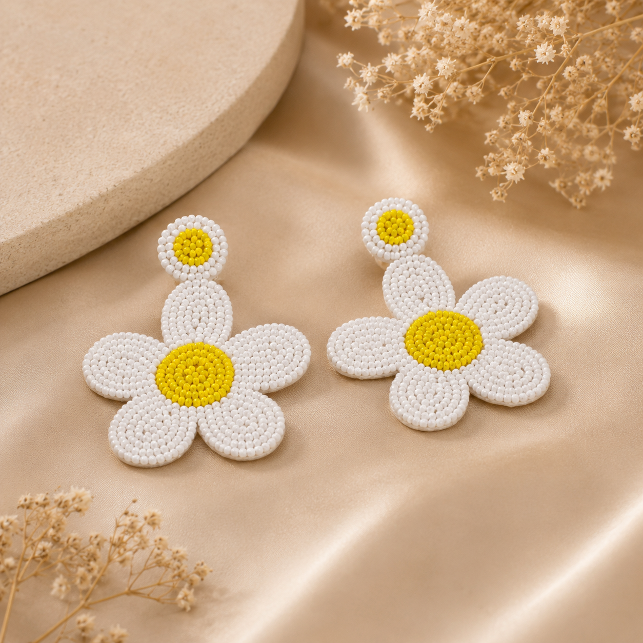 Color Pop Daisy Bloom Earrings